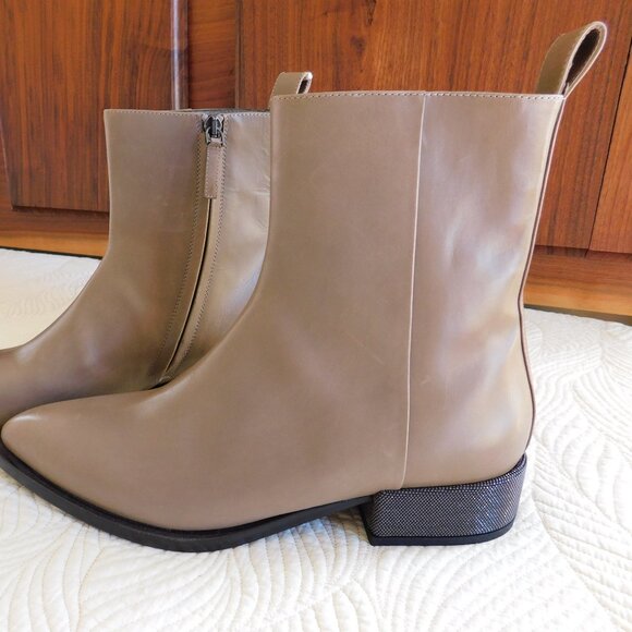 New Brunello Cucinelli monili heel Chelsea boot tan leather ankle booties 39 NWT - Picture 4 of 16